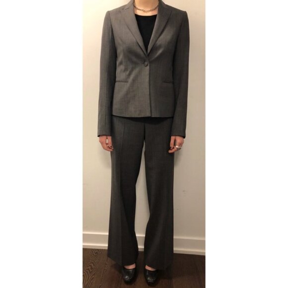 Theory Buckingham Check 2 pc. Pants Suit - Size 6 - Picture 2 of 6
